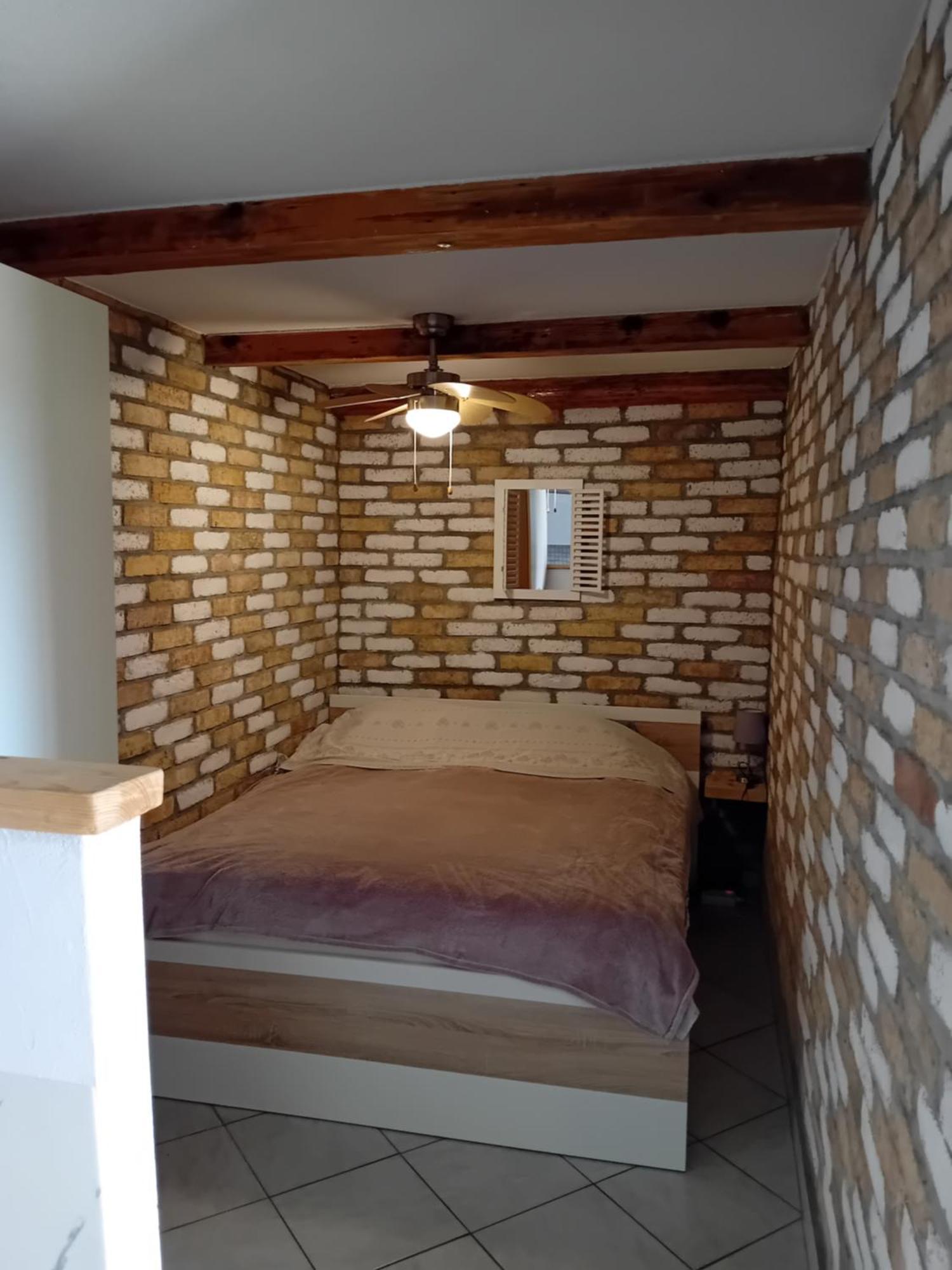 Studio apartman Dezire Buje Buitenkant foto